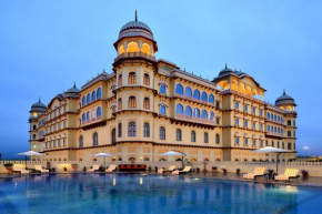 Гостиница Noormahal Palace Hotel  Карнал